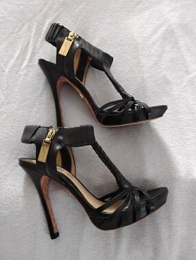 L.A.M.B By Gwen Stefani Strappy Heels Size 8